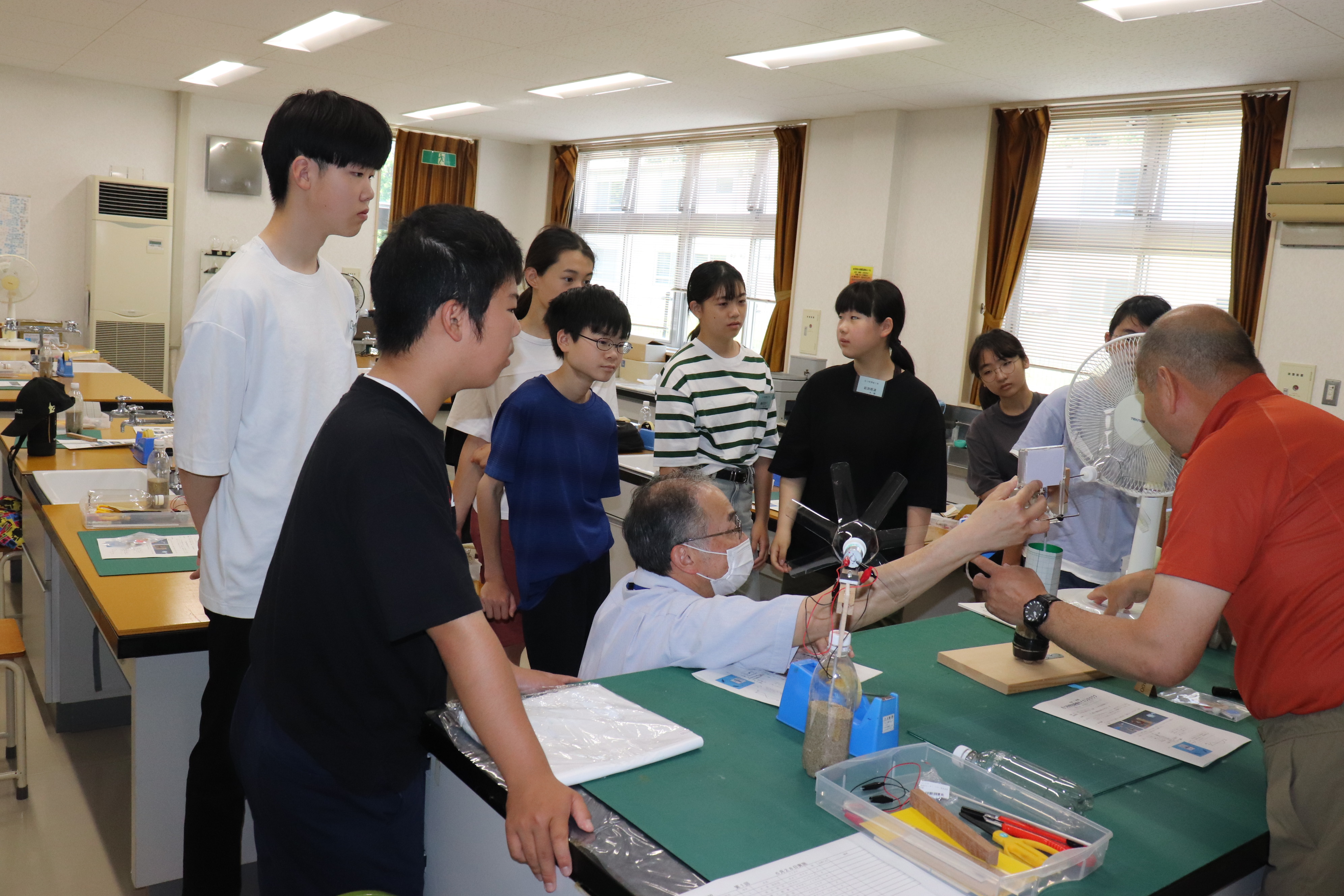 中学生グループ